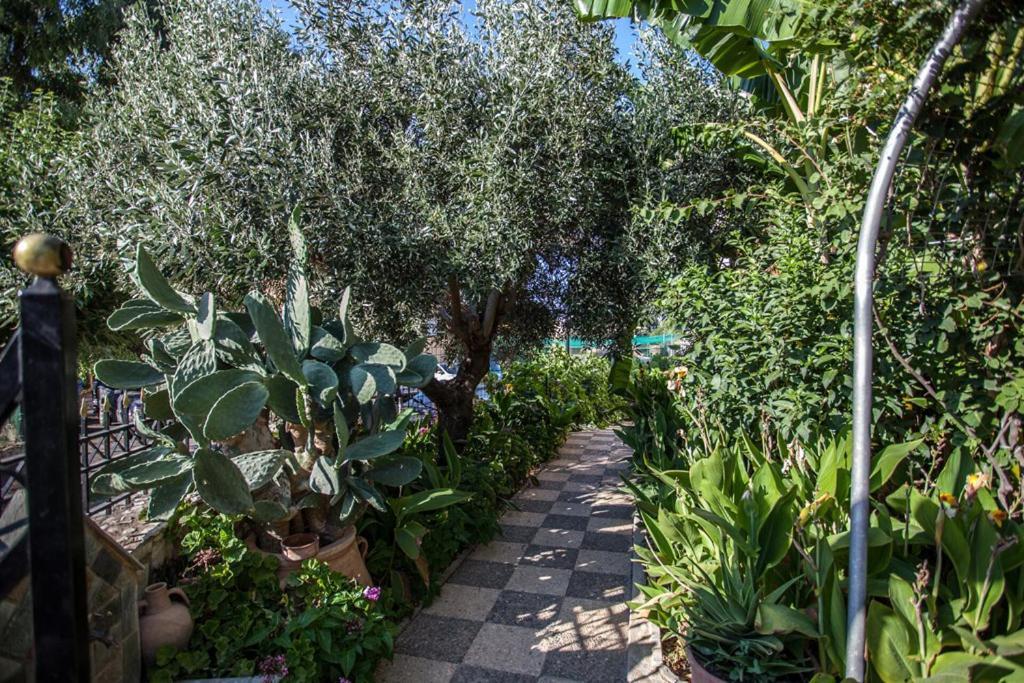 Bali Dorian Apartments Bali (Crete) Exterior photo
